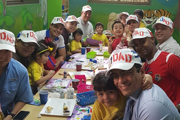 HAPPY FATHER'S DAY : MATERNAL Y PRE- NURSERY